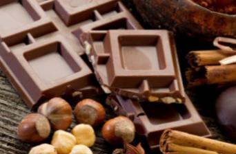 Темный шоколад добавляет сил пожилым людям — мнение ученых