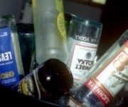 Полицейские изъяли более тысячи бутылок нелицензионного алкоголя
